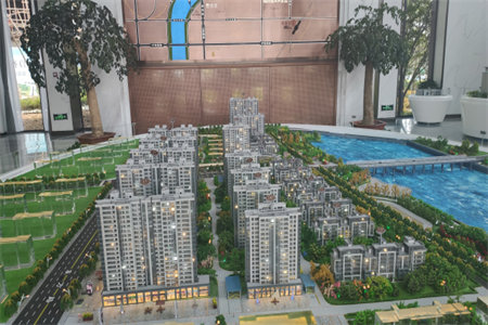 首付3万！天虹花园3楼，103平，简装，双气，可按揭